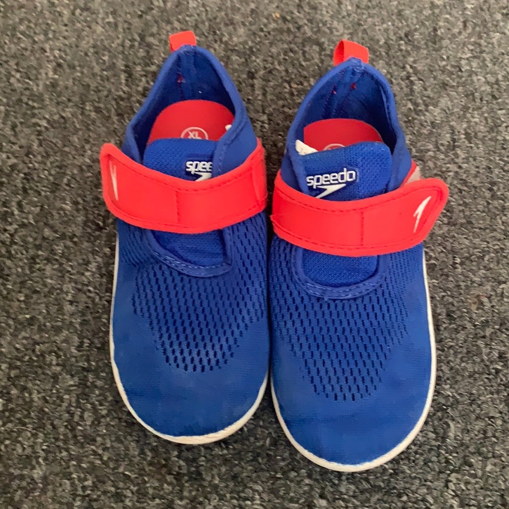 Boys swim shoes